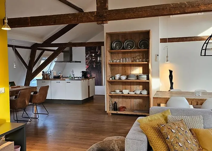 Op Niveau, Voor 1-6 Personen Geschikt Ленде